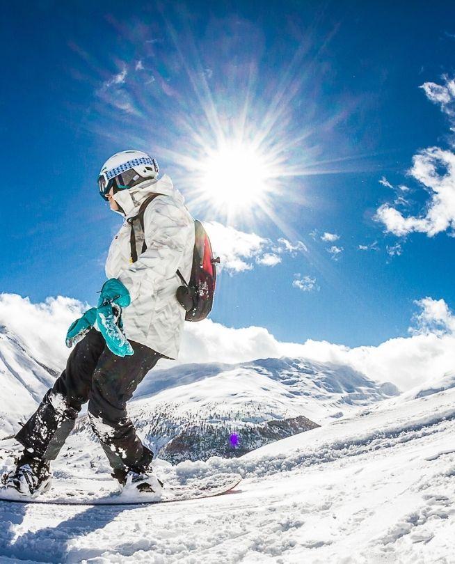 zorganizowany wyjazd na narty i snowboard do Marillevy
